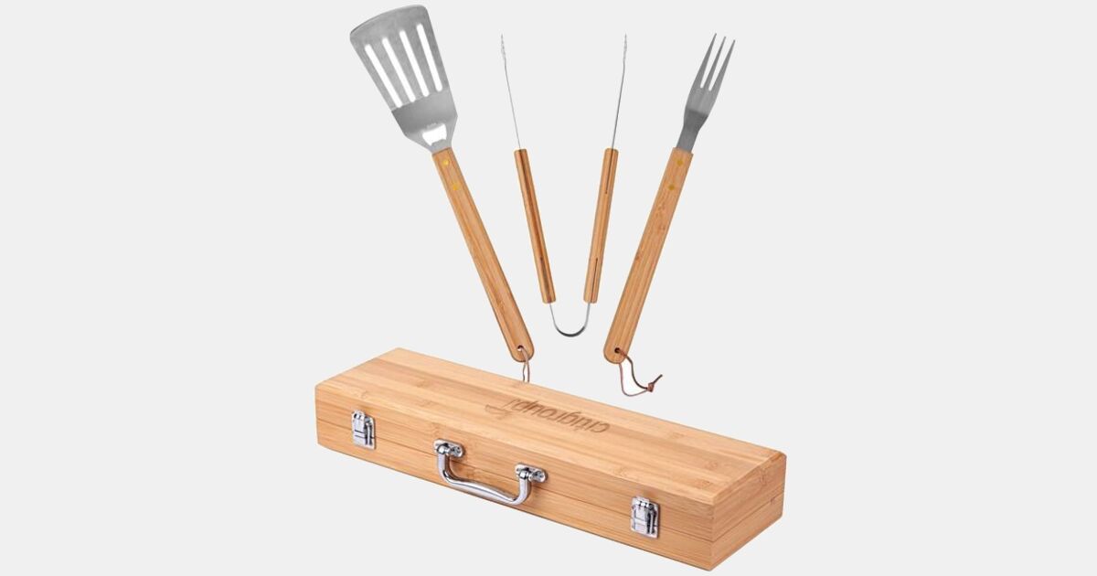 3Piece BBQ Grill Utensil Set with Bamboo Case with your logo