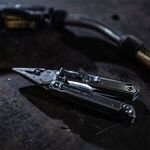 Leatherman® Free P2 -  